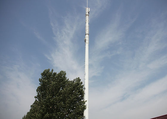 Tháp di động 5G bằng thép BS EN S355 để truyền và nhận tín hiệu điện thoại di động